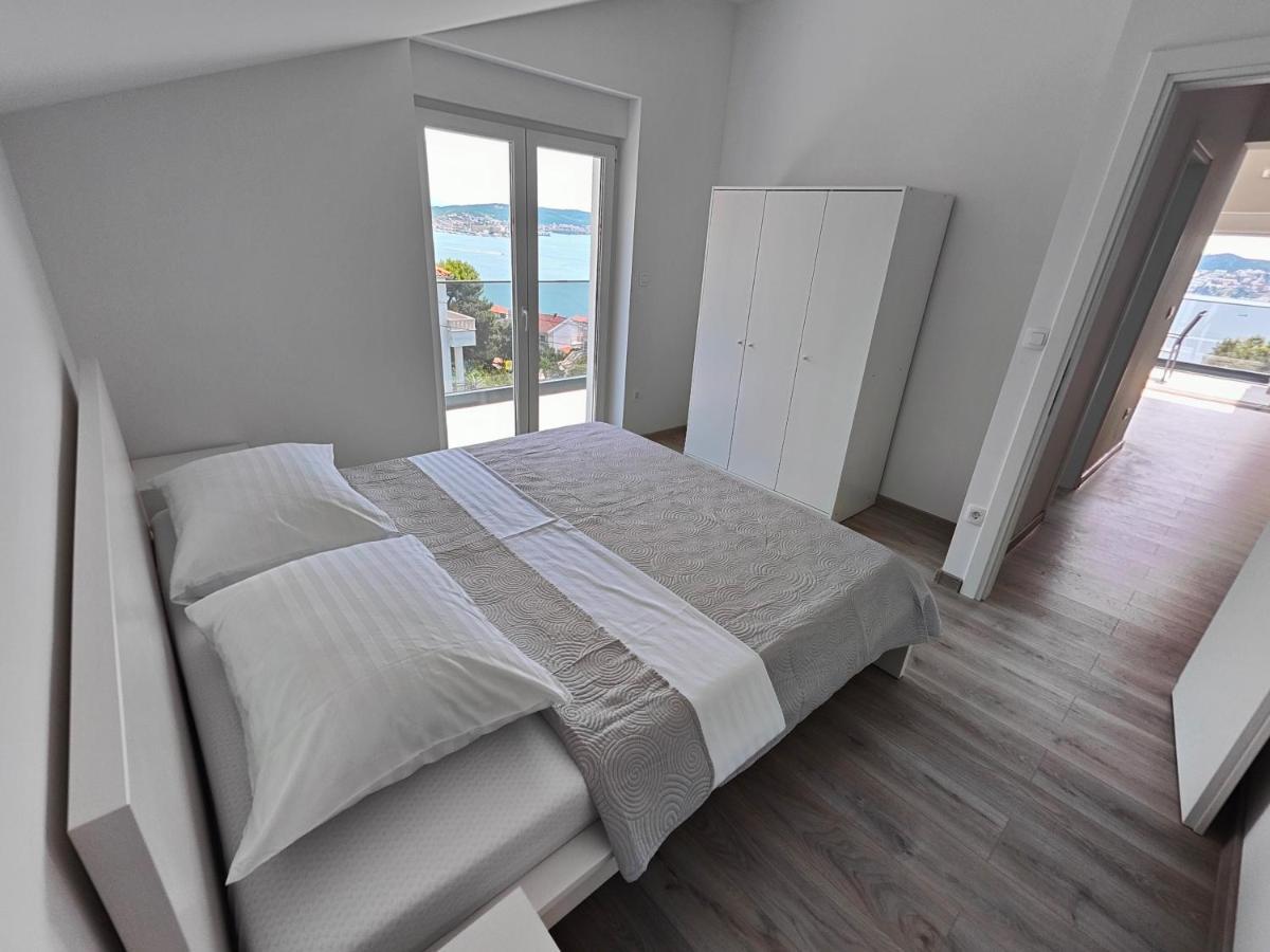 Eva 2 Apartment Trogir