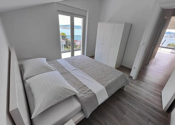 Eva Apartment 2
