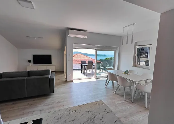 Eva Apartment 2